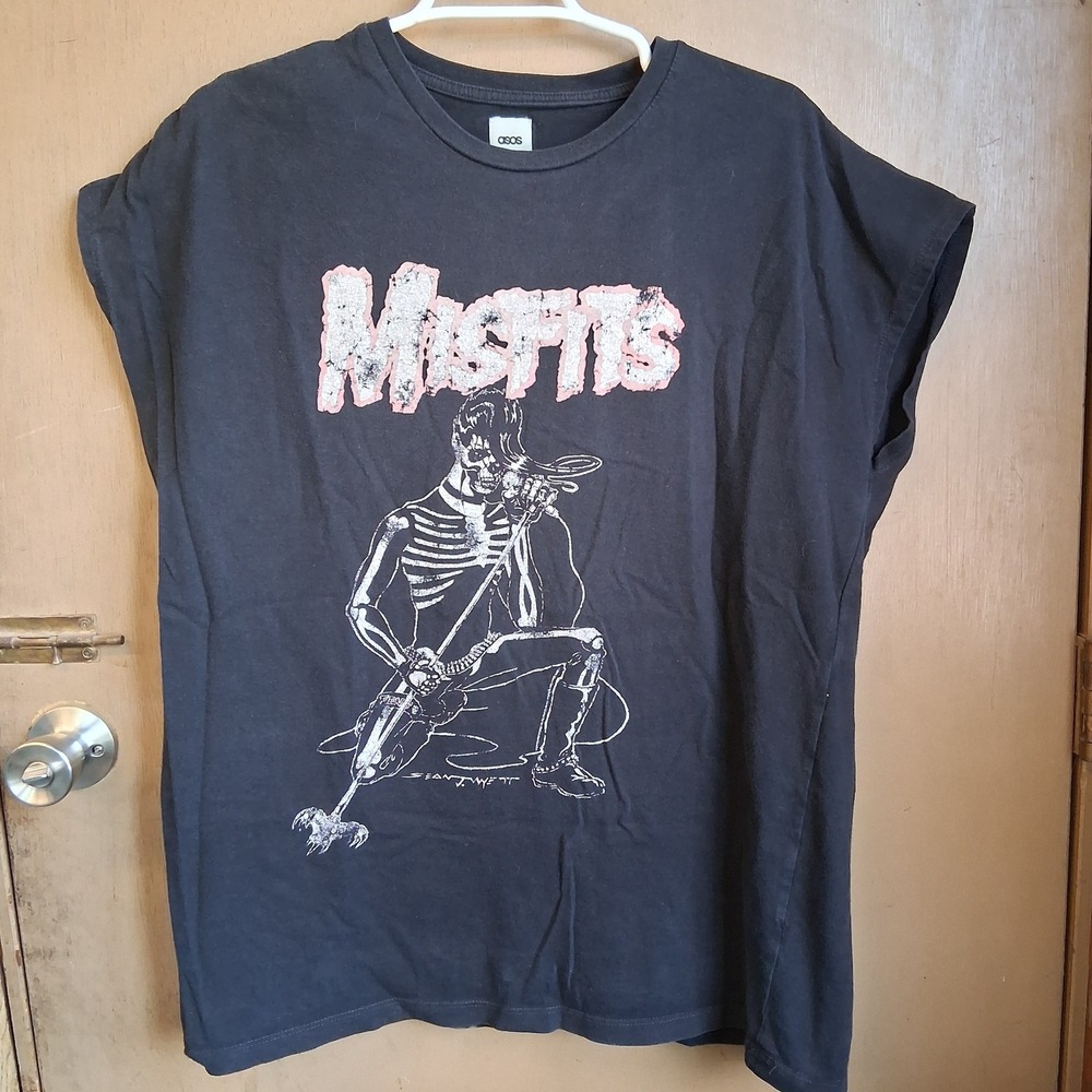 Misfits Legacy of Brutality SS Tee Medium ASOS Tag nice fade Pre-owned
